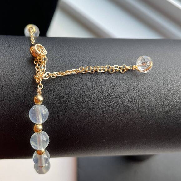 Cute Glass Bead Bracelet with Mermaid Tail Charm - Picture 3 of 5